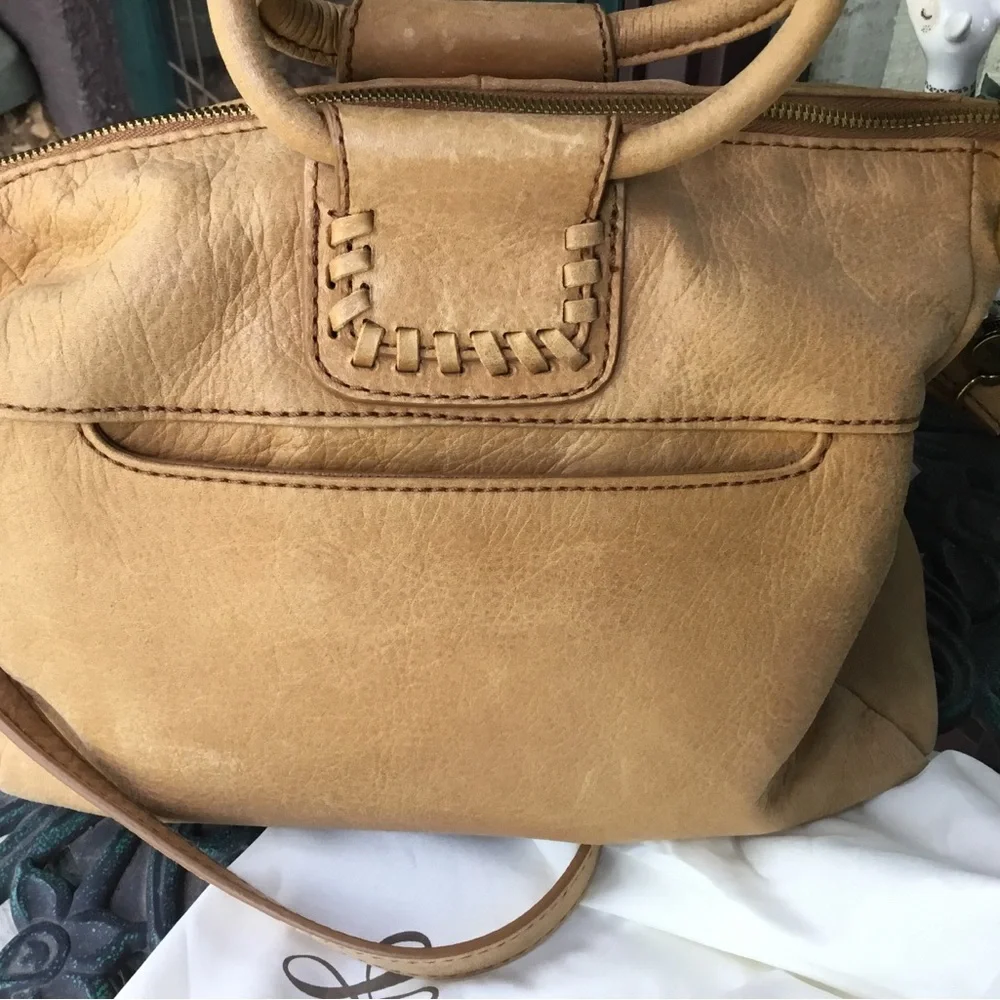 NWOT  HOBO Sheila Medium Leather Satchel